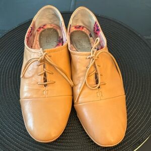 RACHEL Rachel Roy leather oxfords - Size 10